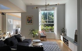 Spacious Apartment With Terrace